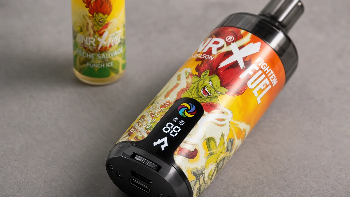 Detail du JNR Shisha Plus 28K avec ecran LED, texture et reglage airflow