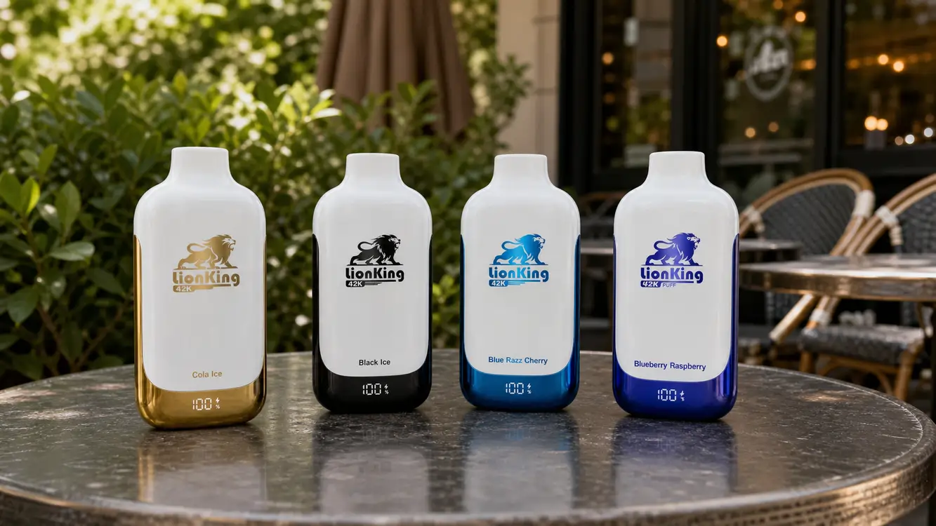 Quatre Puff JNR Lion King 42K — Cola Ice, Black Ice, Blue Razz Cherry et Blueberry Raspberry — écrans de batterie allumés